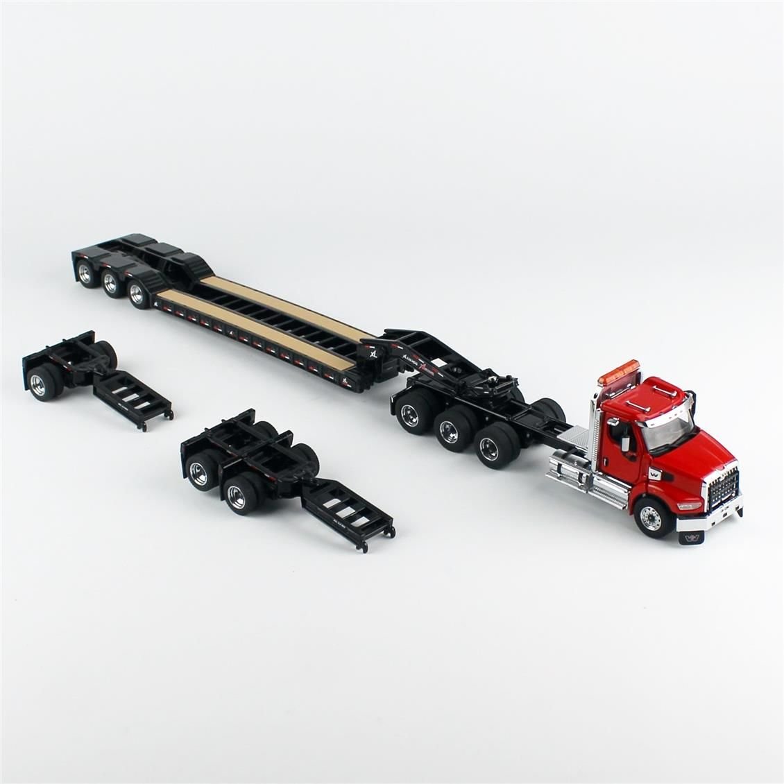 Diecast Masters 71090 1/50 Ölçek, Western Star 49X SBFA Tridem Kırmızı Kabinli Çekici ve XL 120 HDG Drop Deck Dorse, Sergilemey