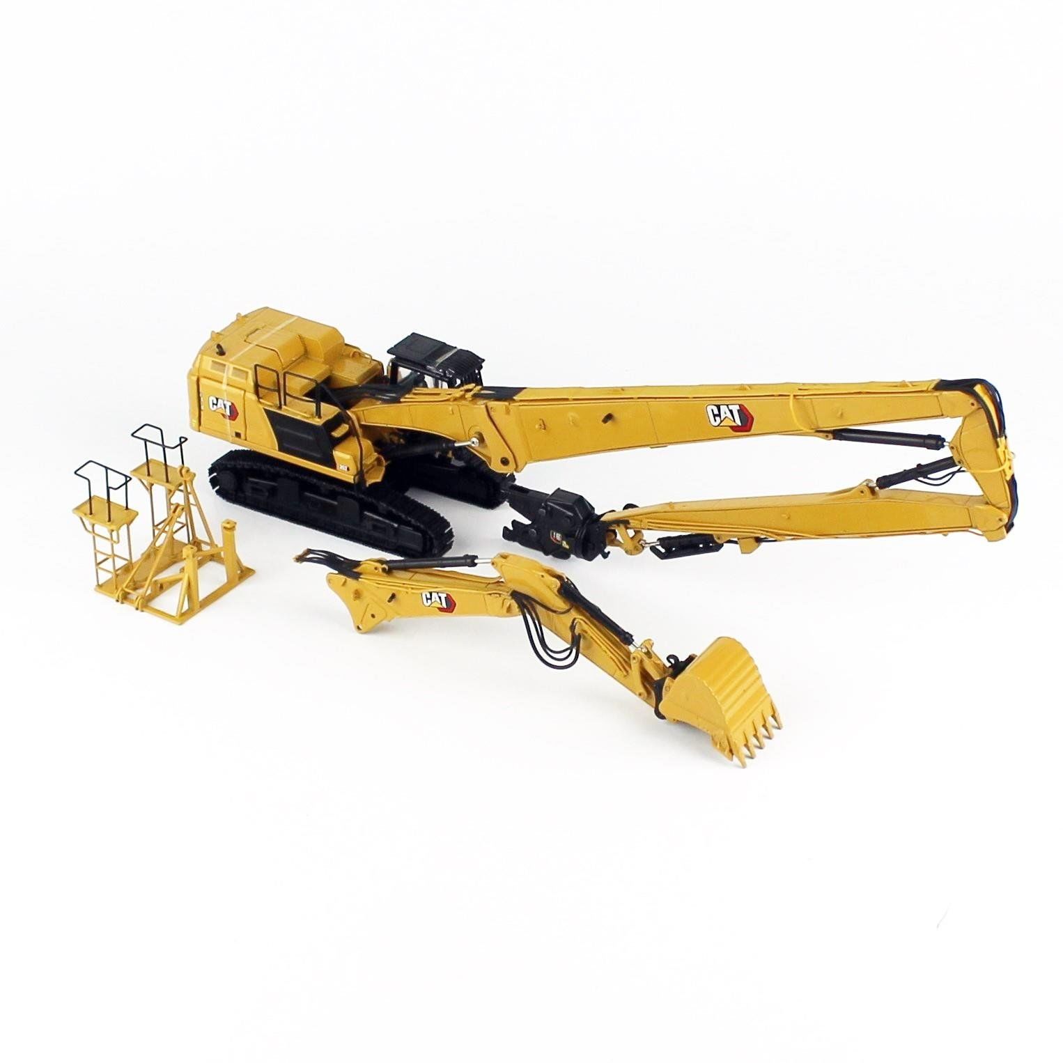 Diecast Masters 85663 1/50 Ölçek,Cat 352 Uzun Bomlu Yıkım Ekskavatörü, Sergilemeye Hazır Metal İş Makinası Modeli
