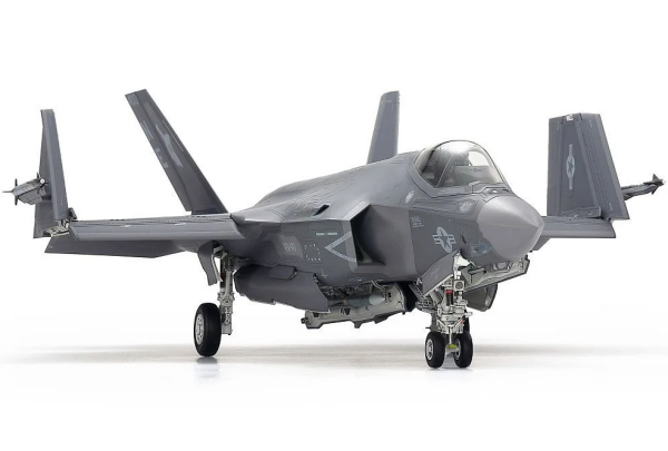 1/48 F-35C Lightning II