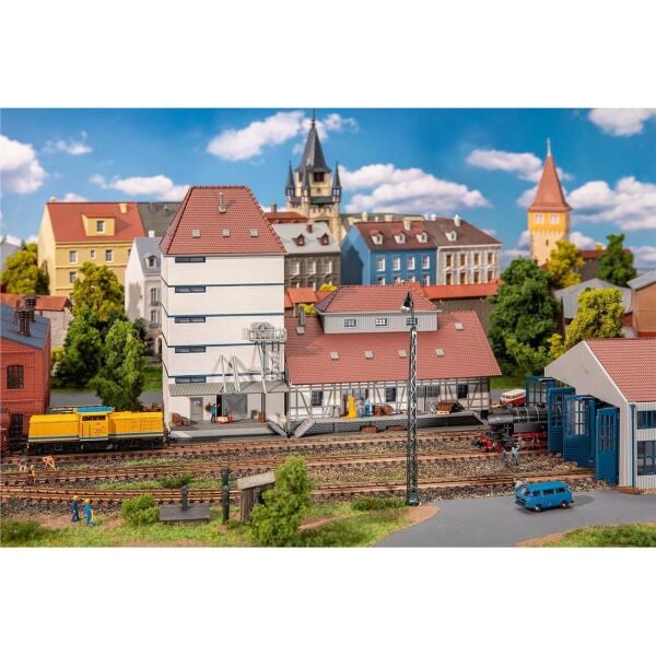 Faller 222223 1/160 Ölçek, COOP Aktarma Deposu, Plastik Model Kiti