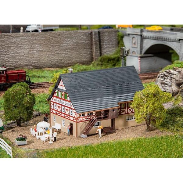 Faller 232192 1/160 Ölçek, Yatakhaneli Çiftlik Evi, Plastik Model Kiti