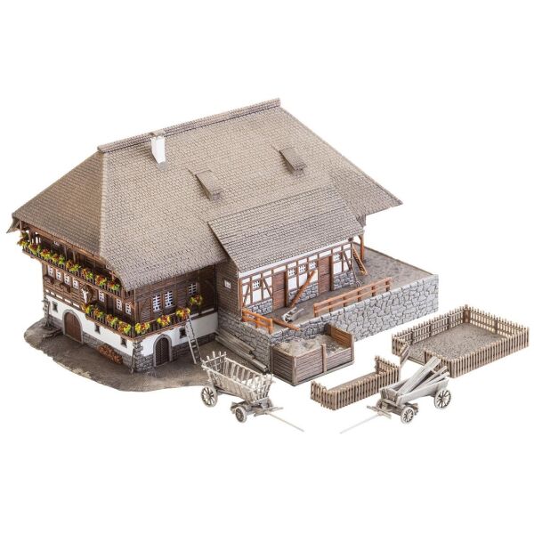 Faller 232258 1/160 Ölçek, Kara Ormanlardakş Büyük Çiftlik Evi, Plastik Model Kiti