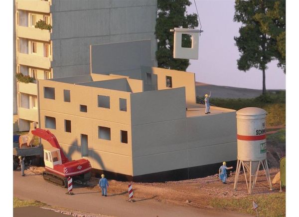 Piko 61147 1/87 Ölçek, İnşa Halinde Prefabrik Apartman, Plastik Model Kiti