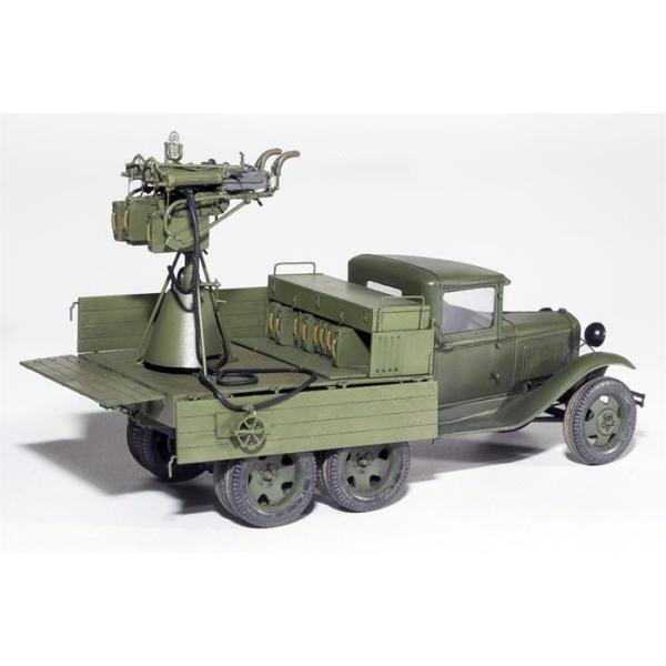 MiniArt GAZ-AAA Dörtlü M4 Maxim ile birlikte.