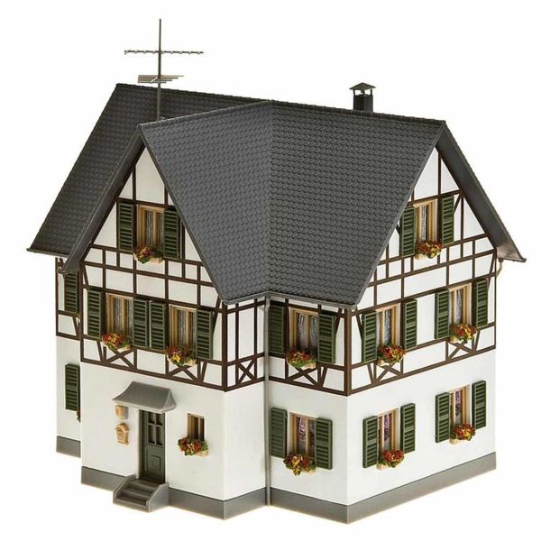 Faller 130259 1/87 Ölçek, Yarı Ahşap İki Katlı Ev, Plastik Model Kiti