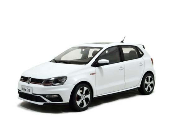 Paudi Model 2339W 1/18 Ölçek, 2015 Volkswagen Polo GTI, Beyaz, Sergilemeye Hazır Metal Araba Modeli