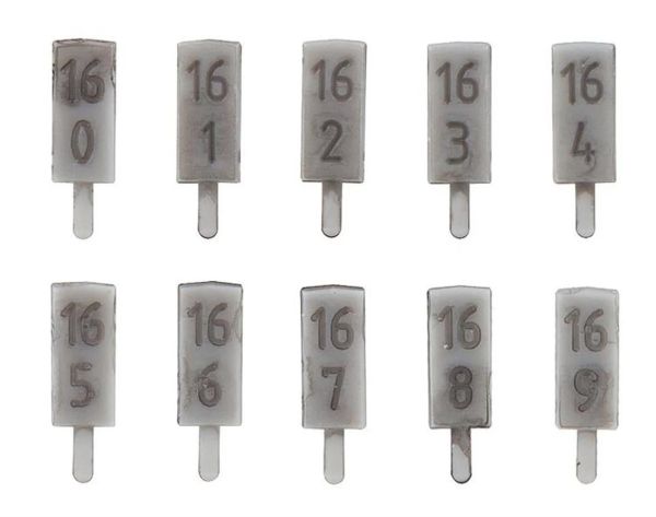 Faller 180952 1/87 Ölçek, Hektometre İşaretleri, 10 Adet, Plastik Model Kiti