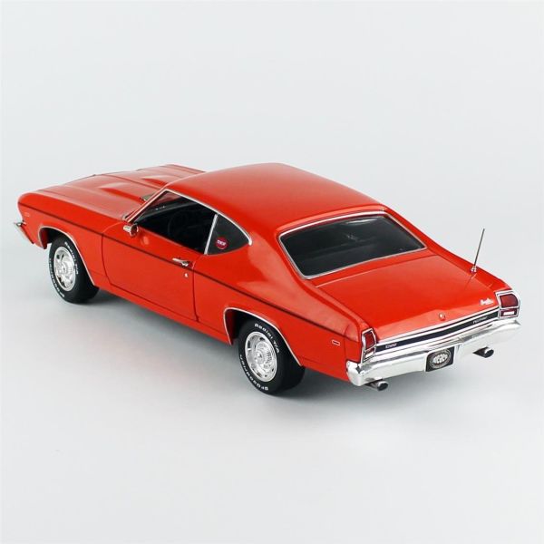 AutoWorld AMM1307 1/18 Ölçek,1969 Chevrolet Chevelle COPO (MCACN), Sergilemeye Hazır Metal Araba Modeli