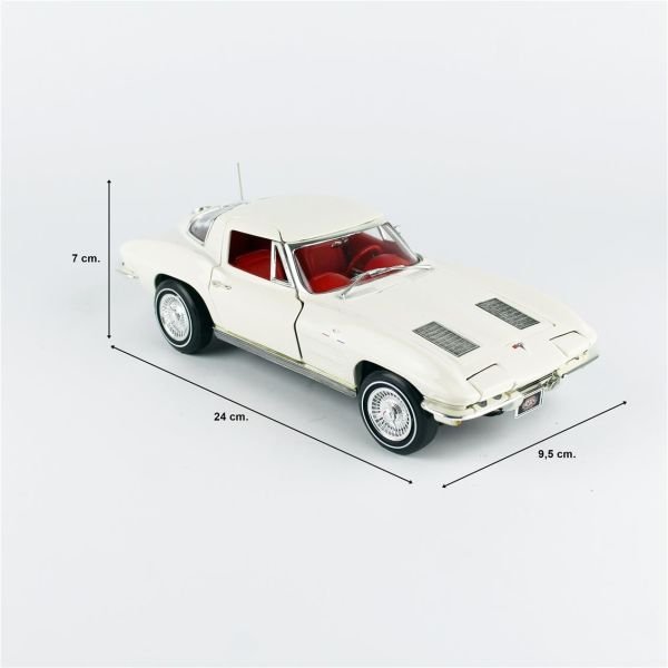 AutoWorld AMM1308 1/18 Ölçek, 1963 Chevrolet Corvette Split Window Coupe (MCACN), Ermine White, Sergilemeye Hazır Metal Araba M