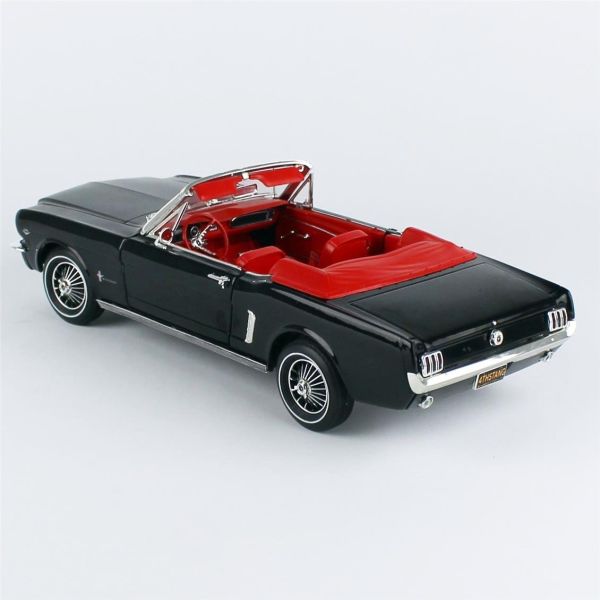 AutoWorld AMM1312 1/18 Ölçek, 1964.5 Ford Mustang Convertible, Raven Black, Sergilemeye Hazır Metal Araba Modeli