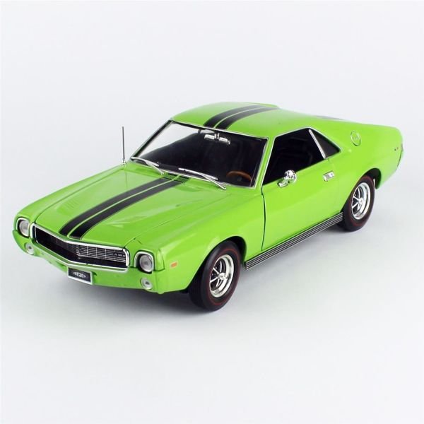 AutoWorld AMM1313 1/18 Ölçek, 1969 AMC AMX Hardtop, Big Bad Green, Sergilemeye Hazır Metal Araba Modeli