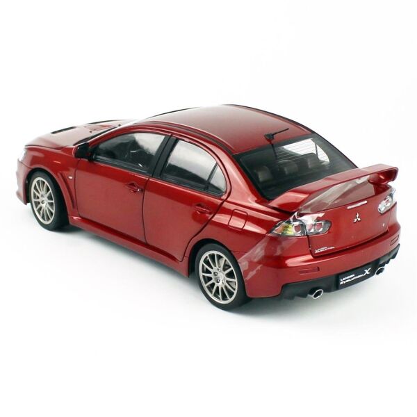 Sunstar 5822 1/18 Ölçek, Mitsubishi Lancer Evolution X, Kırmızı Metalik, Sergilemeye Hazır Metal Araba Modeli