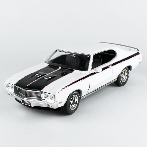 AutoWorld AMM1322 1/18 Ölçek, 1970 Buick Hardtop GSX (MCACN), Apollo White, Sergilemeye Hazır Metal Araba Modeli