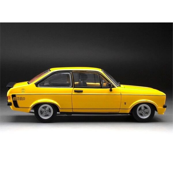 Sunstar 4632 1/18 Ölçek, 1976 Ford Escort MKII RS Mexico, Sarı, Sergilemeye Hazır Metal Araba Modeli