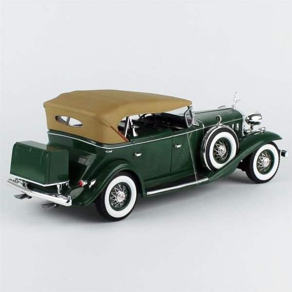 AutoWorld AW314 1/18 Ölçek, 1932 Cadillac V16 Phaeton, Dark Green, Sergilemeye Hazır Metal Araba Modeli