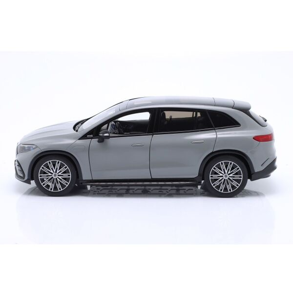 NZG B66960591 1/18 Ölçek,- MERCEDES BENZ - EQS SUV (X296) VON MERCEDES-EQ 2022, Sergilemeye Hazır Metal Araba Modeli