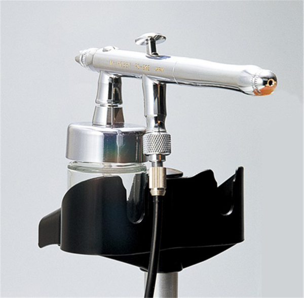 Mr.Hobby PS-230 Manyetik Tabanlı Airbrush Standı ve Metal Tepsi Seti, 136x196 mm.