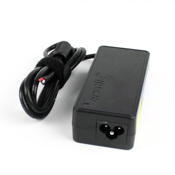 VERSATİLE 220Volt / 12Volt 5Amper Priz Tipi  Adaptör