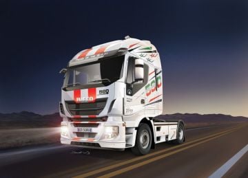 1/24 IVECO Stralis HI WAY Euro 5