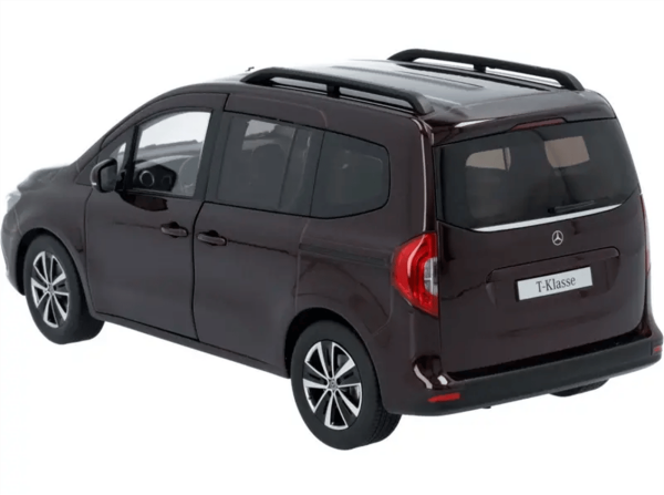 Nzg 66004182 1/18 Ölçek, Mercedes Benz T-Klasse, Rubellite Red Metalic, Sergilemeye Hazır Metal Araba Modeli