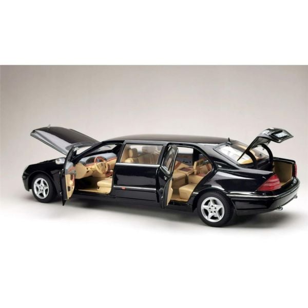 Sunstar 4116 1/18 Ölçek, Mercedes-Benz S-Class Pullman, Siyah, Sergilemeye Hazır Metal Araba Modeli