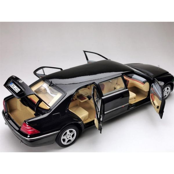 Sunstar 4116 1/18 Ölçek, Mercedes-Benz S-Class Pullman, Siyah, Sergilemeye Hazır Metal Araba Modeli