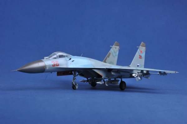 1/72 Russian Su-27 Early Type Fighter