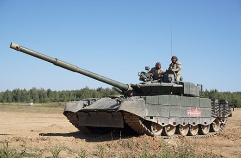 1/35 Russian T-80BBVM MBT
