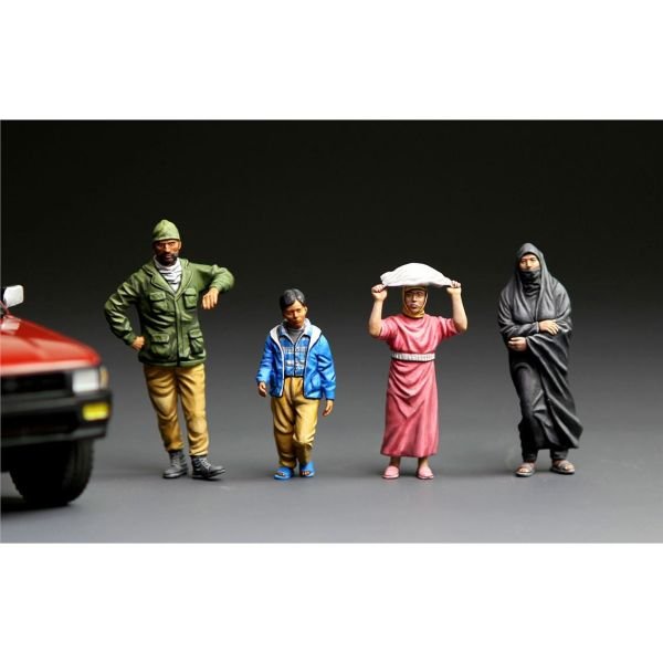 Meng HS-001 1/35 Ölçek, Ortadoğulu İnsanlar, 4 Adet, Plastik Figür Model Kiti