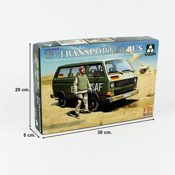 Takom 2013 1/35 Ölçek, VW T3 Transporter Minibüs ve Figür, Plastik Model kiti