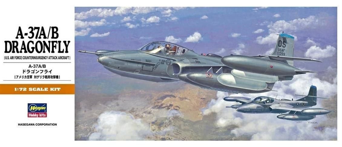 Hasegawa A12 142 1/72 Ölçek, A-37 A/B Dragonfly, Savaş Uçağı, Plastik Model kiti