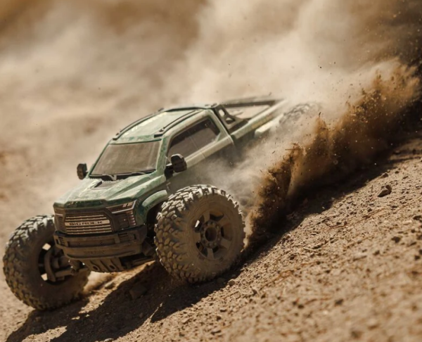 ARRMA 1/10 BIG ROCK 223S DSC 4X4 RTR Brushless Monster Truck