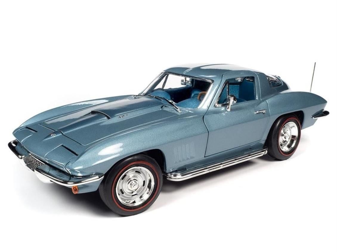 AutoWorld AMM1241 1/18 Ölçek, 1967 Chevy Corvette (MCACN), Elkhart Blue, Sergilemeye Hazır Metal Araba Modeli