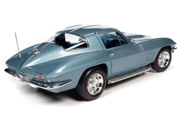 AutoWorld AMM1241 1/18 Ölçek, 1967 Chevy Corvette (MCACN), Elkhart Blue, Sergilemeye Hazır Metal Araba Modeli