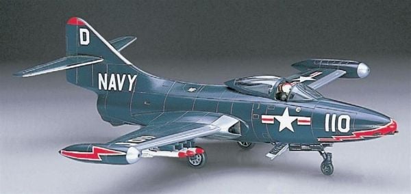 Hasegawa B12 242 1/72 Ölçek, F9F-2 Panther, Savaş Uçağı, Plastik Model kiti