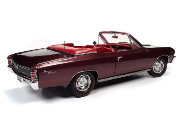 AutoWorld AMM1244 1/18 Ölçek, 1967 Chevy Chevelle SS 396 Convertible (MCACN), Madiera Maroon, Sergilemeye Hazır Metal Araba Mod
