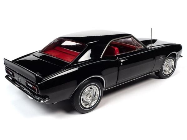 AutoWorld AMM1247 1/18 Ölçek, 1967 Chevy Camaro (Yenko), Tuxedo Black, Sergilemeye Hazır Metal Araba Modeli