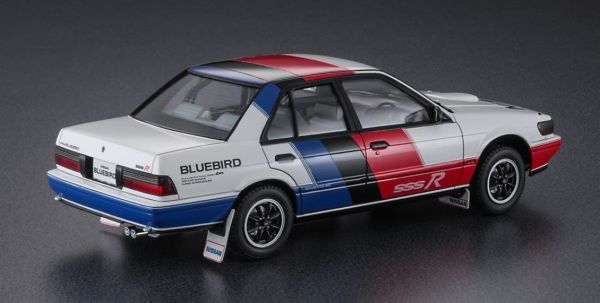 Hasegawa HC35 21135 1/24 Ölçek, Nissan Bluebird 4-Door Sedan SSS-R (U12) 1987, Otomobil, Plastik Model kiti