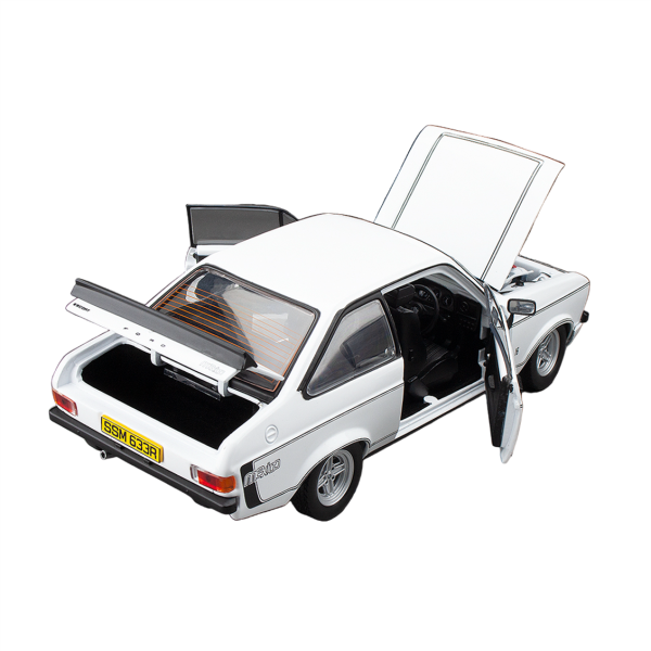 Sunstar 4633R 1/18 Ölçek, 1976 Ford Escort MKII RS Mexico, Beyaz, Sergilemeye Hazır Metal Araba Modeli