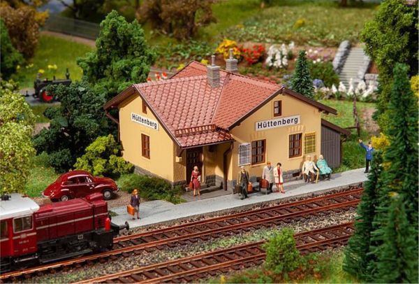 Faller 110151 1/87 Ölçek, Hüttenberg İstasyonu, Plastik Model Kiti