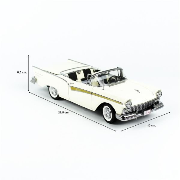 Sunstar 1346 1/18 Ölçek, 1957 Ford Fairlane 500 Skyliner, Beyaz, Sergilemeye Hazır Metal Araba Modeli