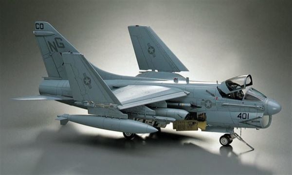 Hasegawa PT47 7247 1/48 Ölçek, A-7D/E Corsair II, Savaş Uçağı, Plastik Model kiti