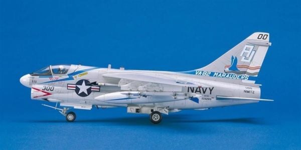 Hasegawa PT47 7247 1/48 Ölçek, A-7D/E Corsair II, Savaş Uçağı, Plastik Model kiti
