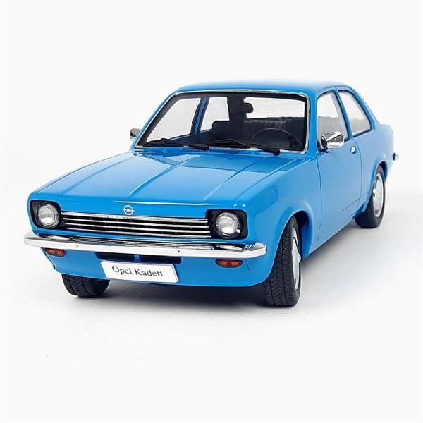 KKscale 180011 1/18 Ölçek, Opel Kadett C Sedan (Sealed Body Series), Mavi, Sergilemeye Hazır Metal Araba Modeli
