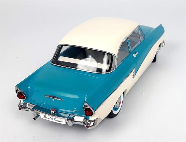KKscale 180272 1/18 Ölçek, 1957 Ford Taunus 17M P2, Turkuaz-Beyaz, Sergilemeye Hazır Metal Araba Modeli