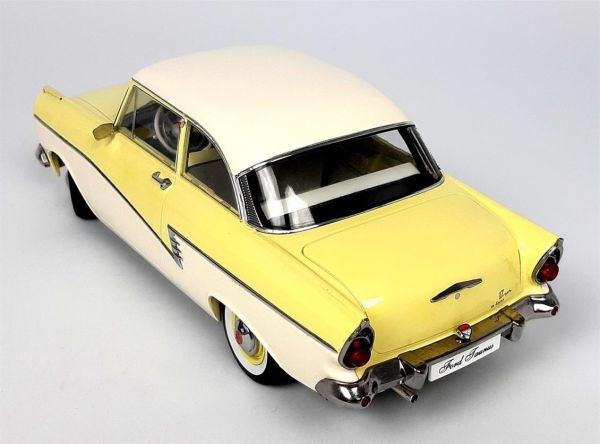 KKscale 180273 1/18 Ölçek, 1957 Ford Taunus 17M P2, Açık sarı-Beyaz, Sergilemeye Hazır Metal Araba Modeli