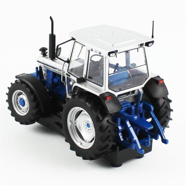 Universal Hobbies UH2882 1/32 Ölçek, Ford 7810 Traktör (Jubilee Edition), Sergilemeye Hazır Tarımsal Makine Modeli