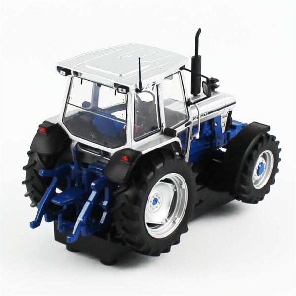 Universal Hobbies UH2882 1/32 Ölçek, Ford 7810 Traktör (Jubilee Edition), Sergilemeye Hazır Tarımsal Makine Modeli