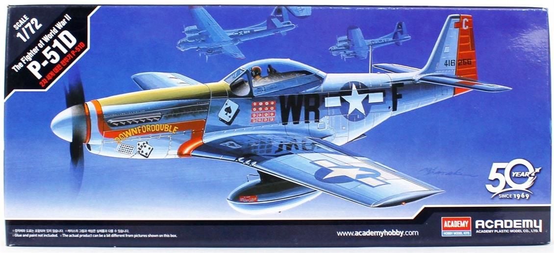 Academy 12485 1/72 Ölçek, P-51D Mustang Savaş Uçağı, Plastik Model kiti