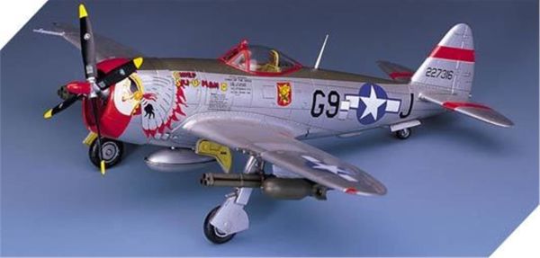 Academy 12491 1/72 Ölçek, P-47D Thunderbolt (Bubble Top) Savaş Uçağı, Plastik Model kiti